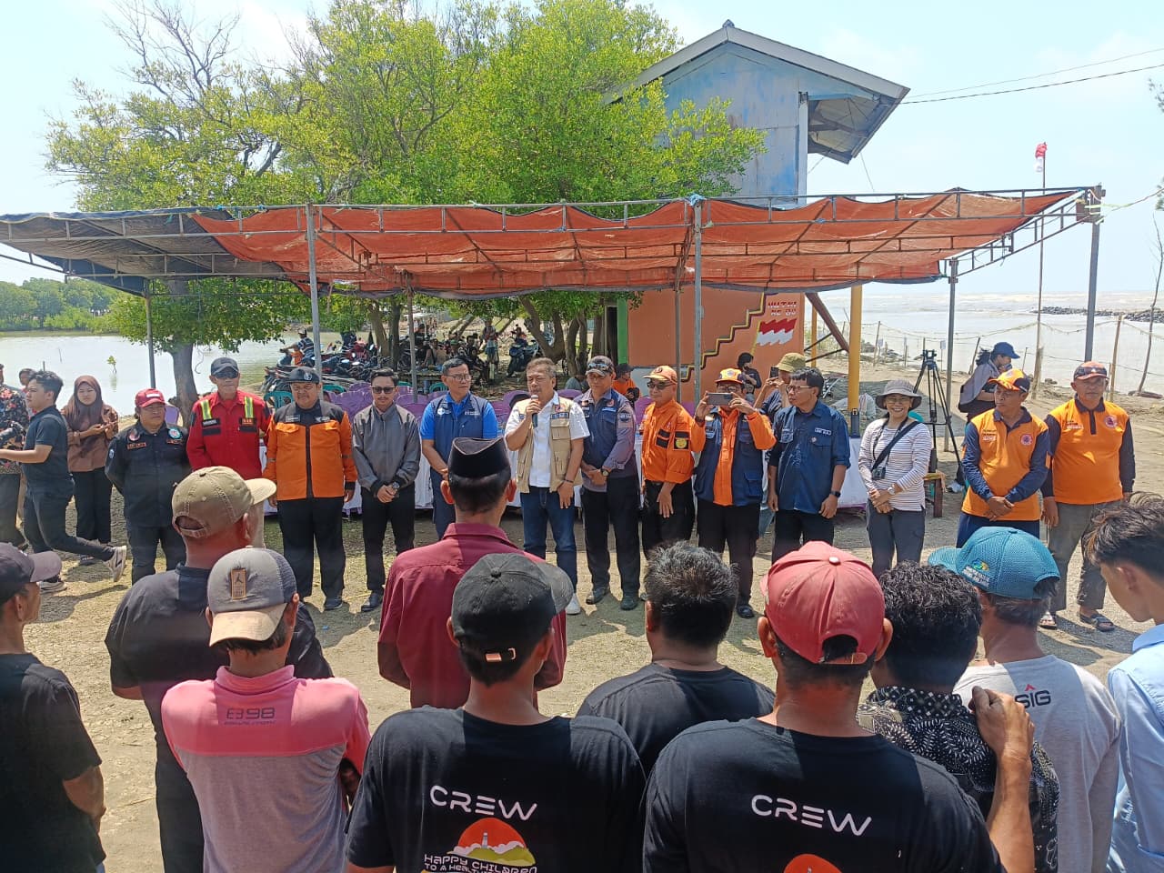 Relawan Tangguh Kampung Bungin Garda Terdepan Menghadapi Situasi Krisis dan Bencana Alam