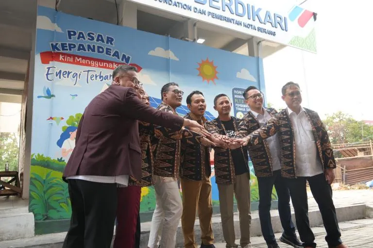 Kolaborasi Wujudkan Energi Terbarukan, Pasar Kepandean Serang Jadi Pasar Energi Berdikari