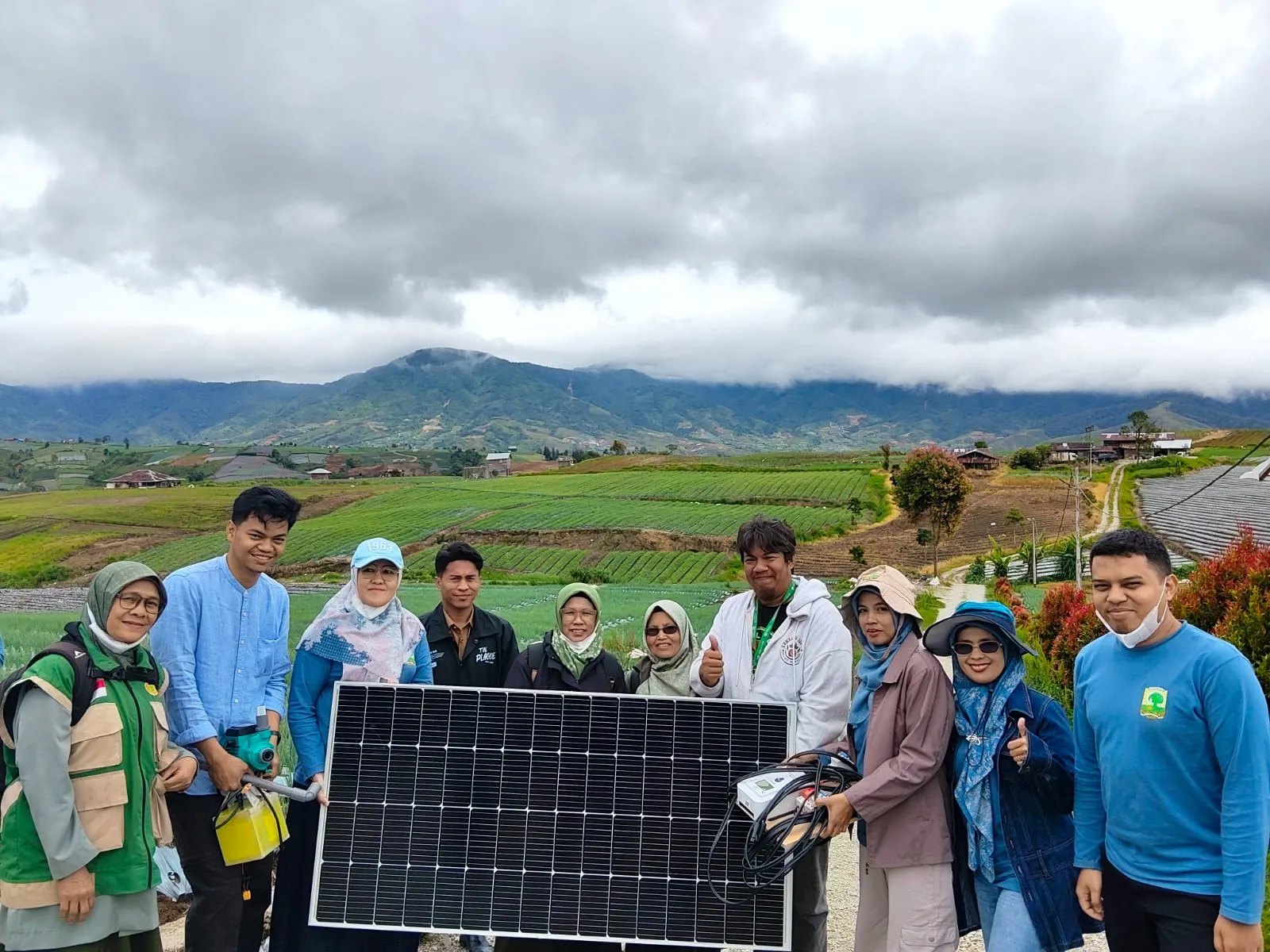 Berita Terkini: Pacu Pertanian di Rimbo Tinggi, Mahasiswa Universitas Andalas Hadirkan Pompa Air Tenaga Surya