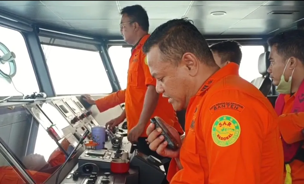 Hari Kedua Pencarian Rombongan Wartawan yang Hilang di Perairan Gunung Anak Krakatau Masih Nihil