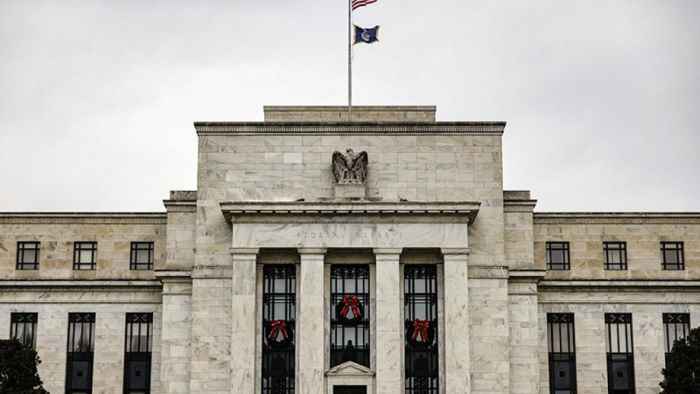 The Fed Pangkas Suku Bunga Jadi 3,75 Persen-4 Persen